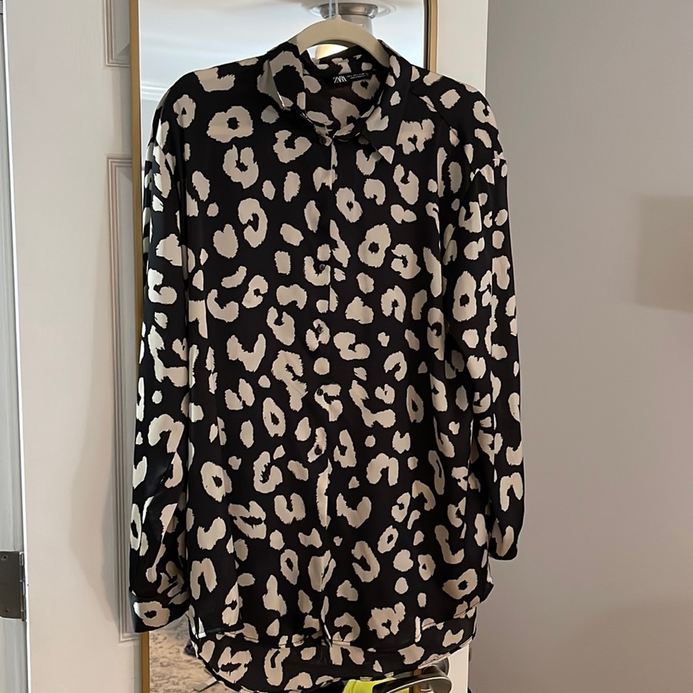 NWOT Zara Satin Effect Leopard Print Blouse